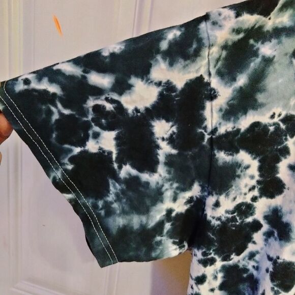 David Dobrik “David’s Vlog” Tesla shirt - Picture 4 of 5